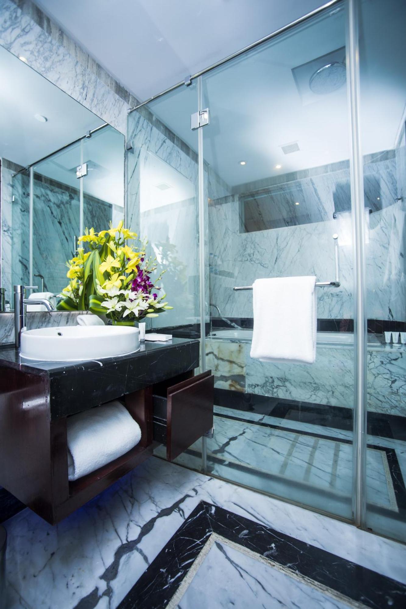 Le Meridien Коимбатур Экстерьер фото