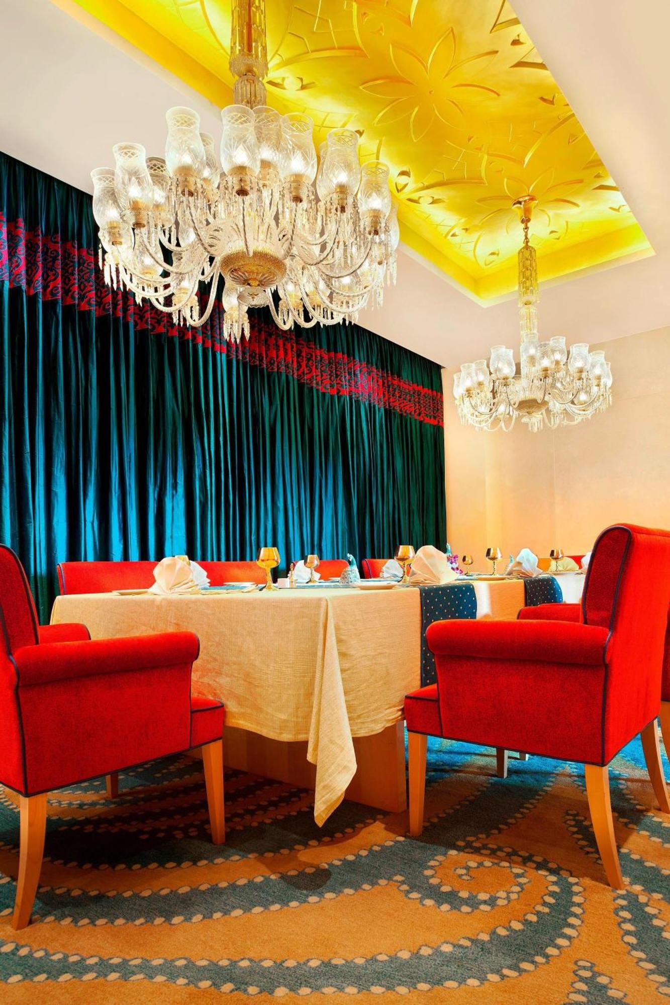 Le Meridien Коимбатур Экстерьер фото