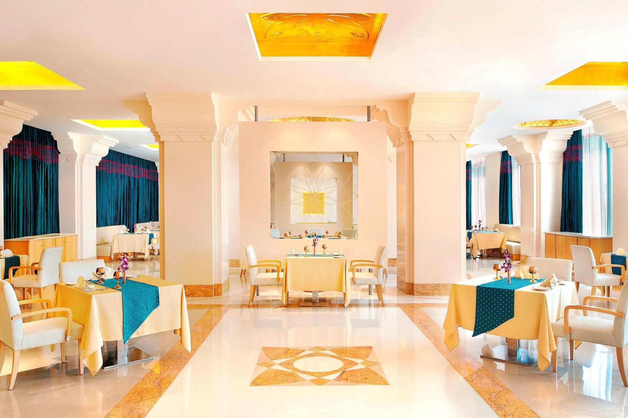 Le Meridien Коимбатур Экстерьер фото